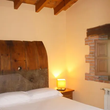 Acebos De Pena Cabarga * Sobremazas