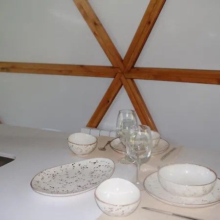 Acebos De Pena Cabarga, Cupula Experiencias