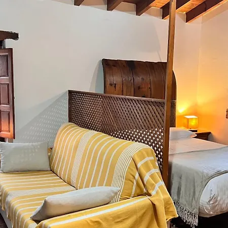 Acebos De Pena Cabarga, Cupula Experiencias