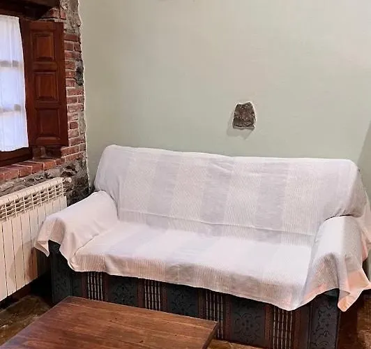 Acebos De Pena Cabarga, Cupula Experiencias Lägenhet