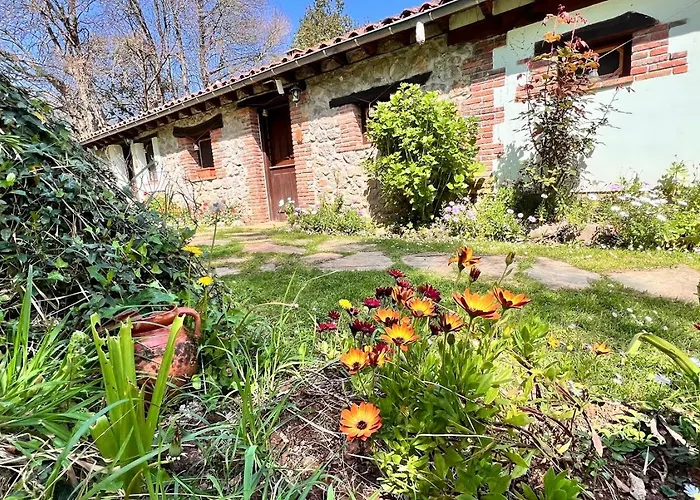 Acebos De Pena Cabarga, Cupula Experiencias Lägenhet Sobremazas