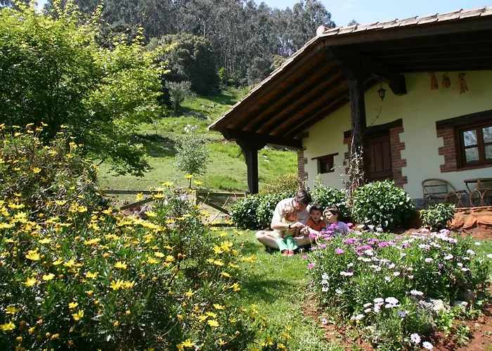 Acebos De Pena Cabarga, Cupula Experiencias Lägenhet Sobremazas